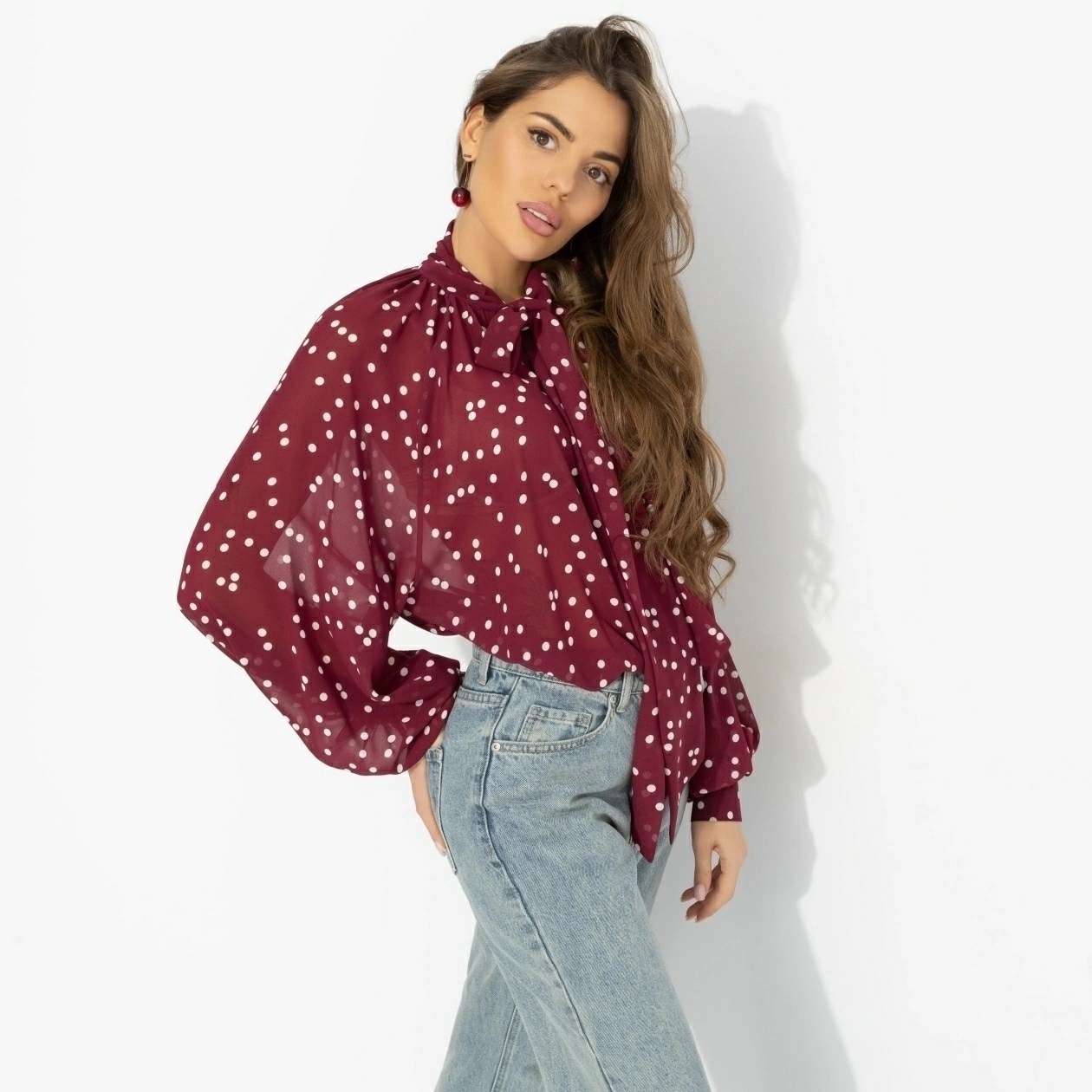 Блузка бордовая в горошек с бантом Charutti(фото3)