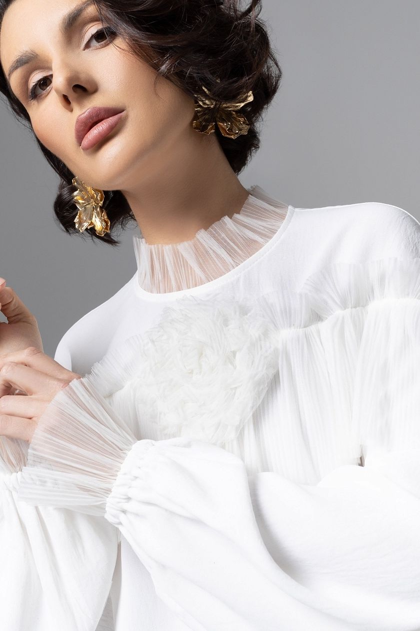 Блузка белая оригинального дизайна Charutti(фото4)