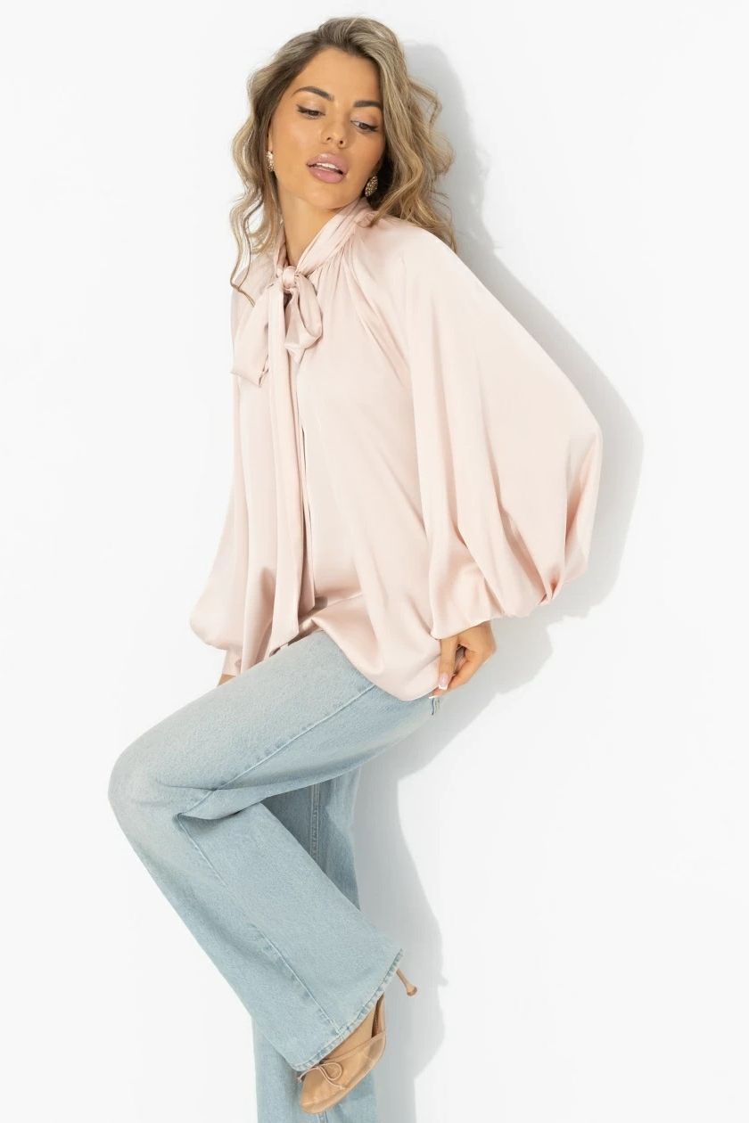 Блузка шёлковая бежевая с бантом Charutti(фото2)