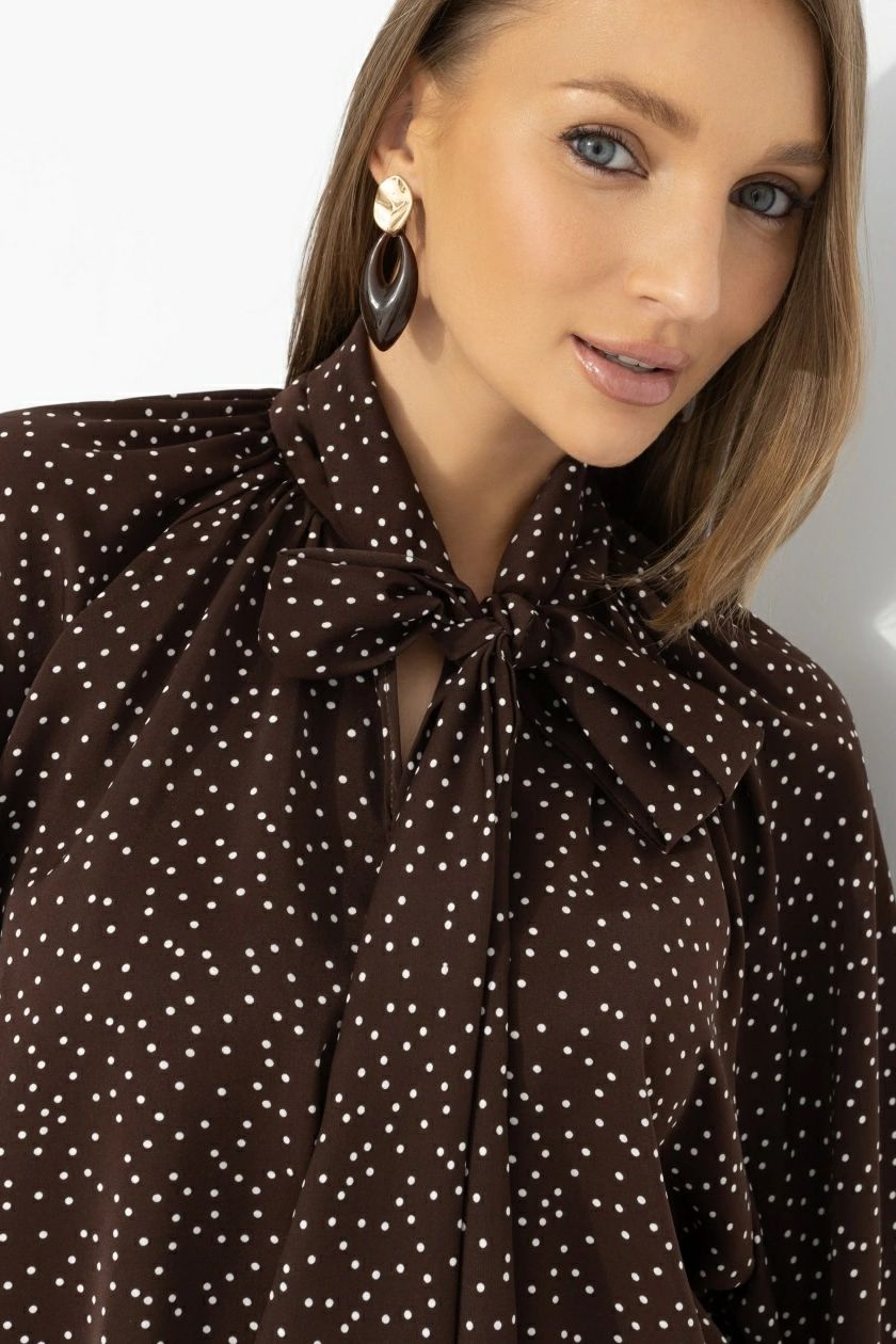 Блузка коричневая в горошек с бантом Charutti(фото4)