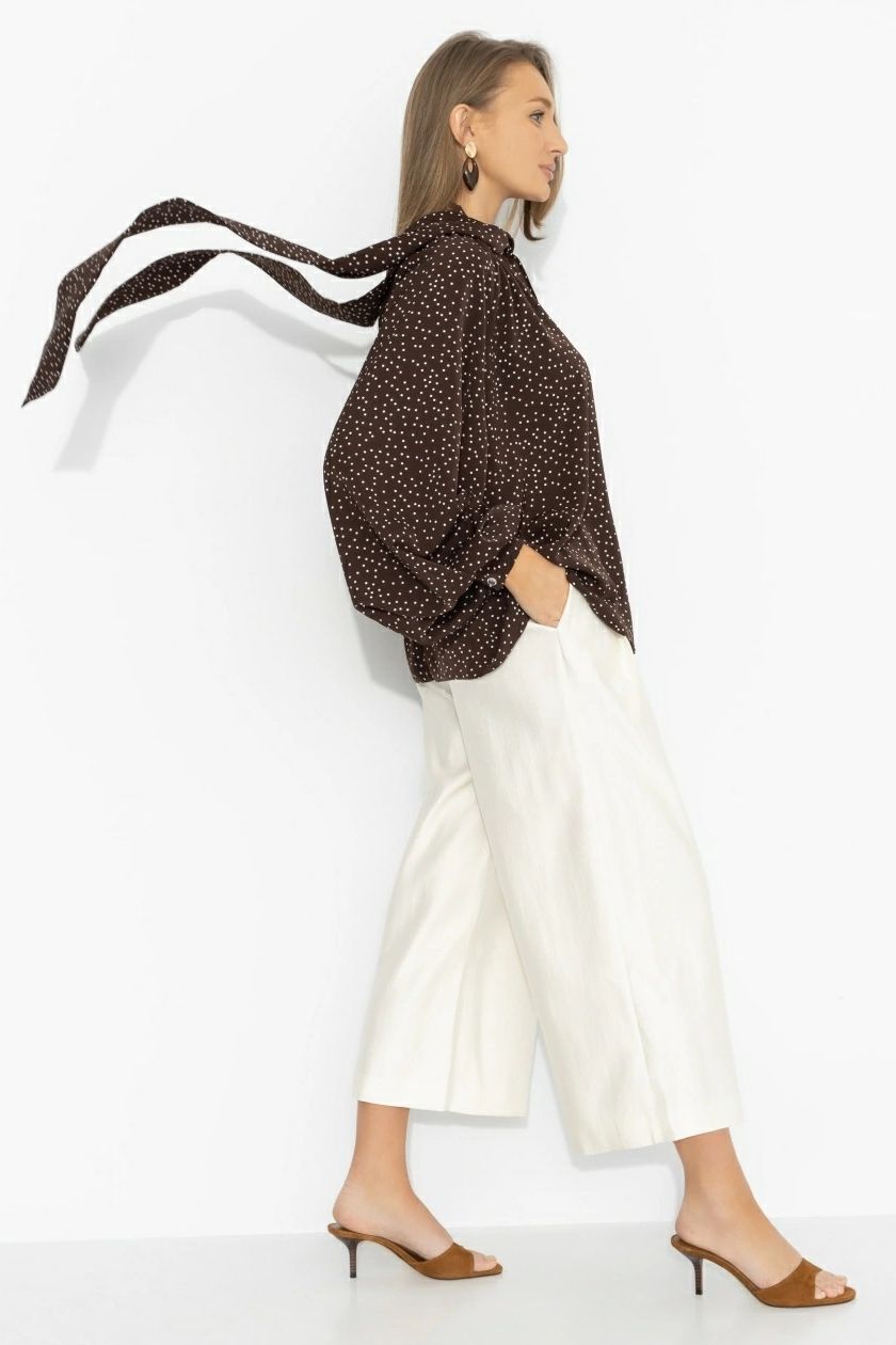 Блузка коричневая в горошек с бантом Charutti(фото7)