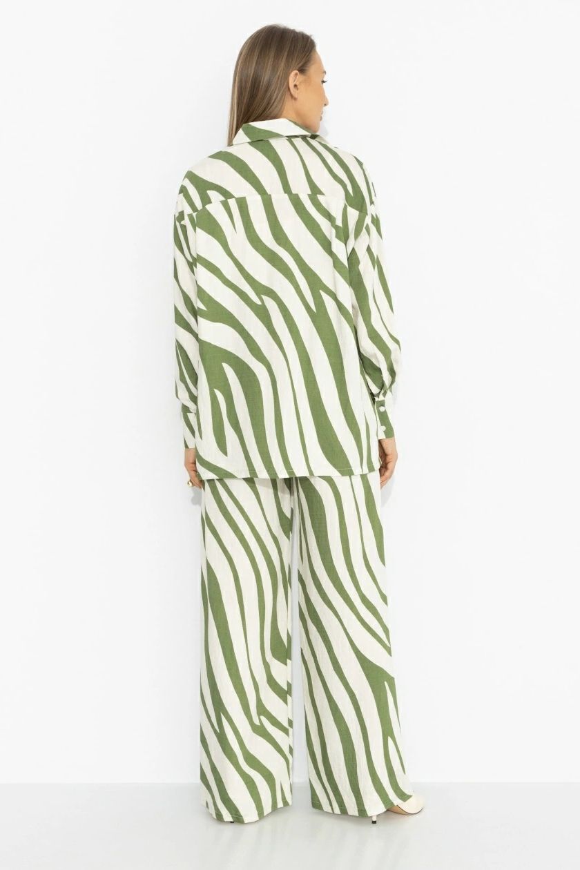 Костюм-двойка брючный с хищным принтом Charutti(фото6)