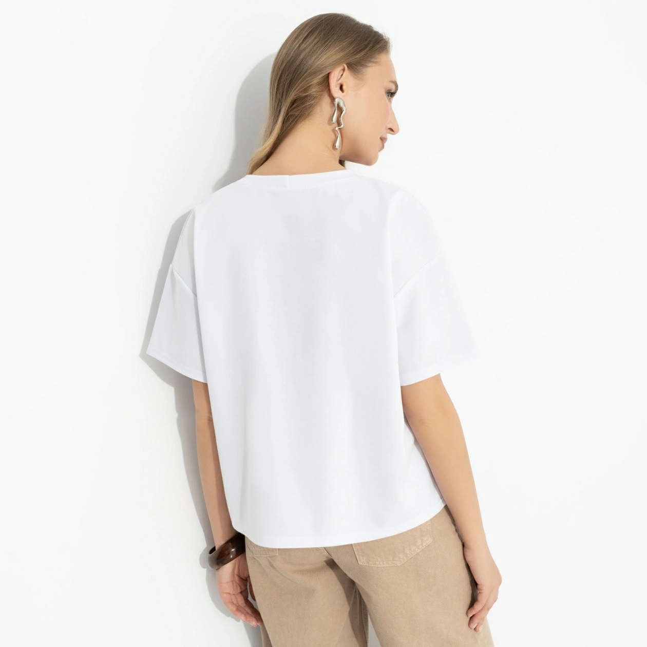 Футболка белая с принтом Charutti(фото5)