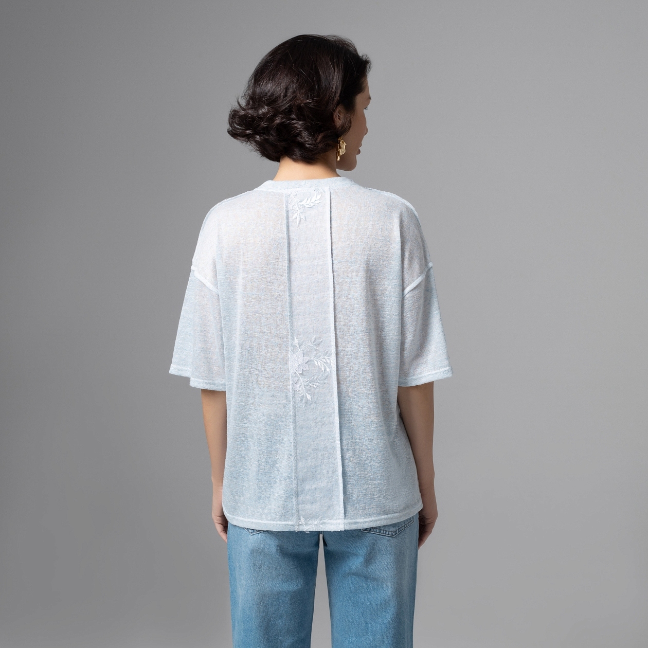 Футболка трикотажная голубая с объёмным декором Charutti(фото6)