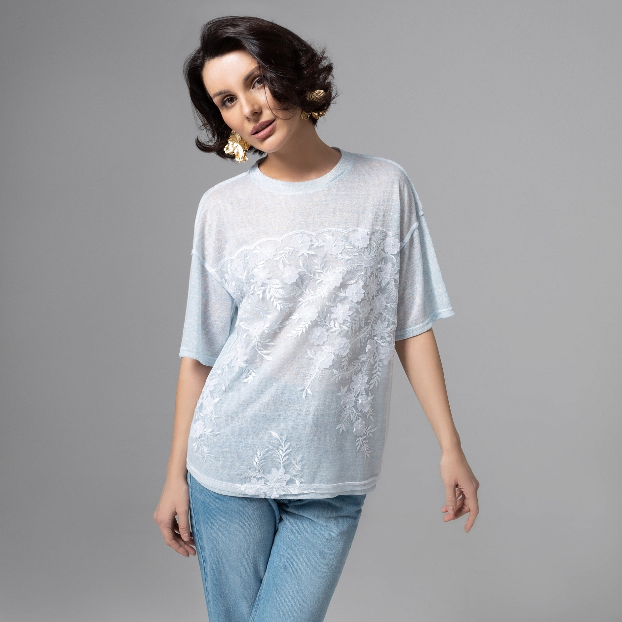 Футболка трикотажная голубая с объёмным декором Charutti(фото5)