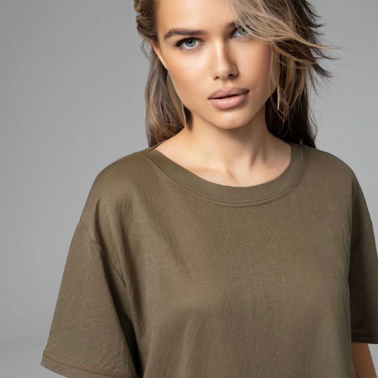 Футболка трикотажная с акцентными строчками Charutti(фото4)