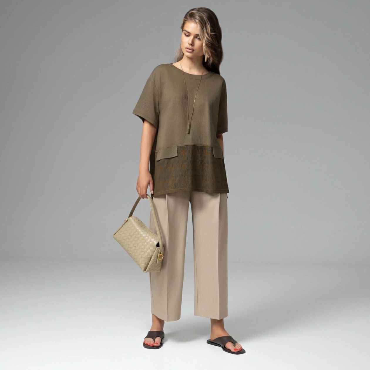 Футболка трикотажная с акцентными строчками Charutti(фото2)