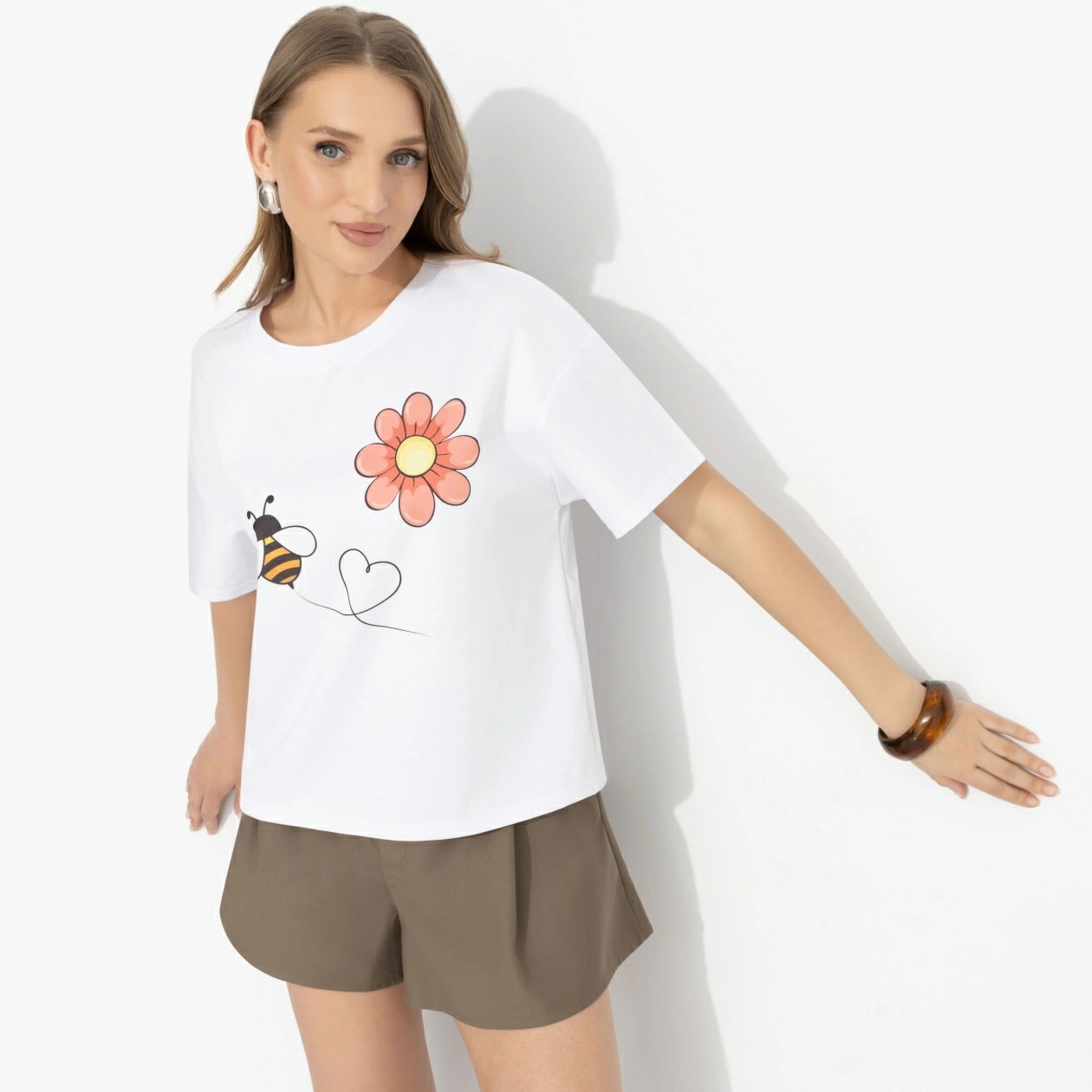 Футболка белая с принтом Charutti(фото5)