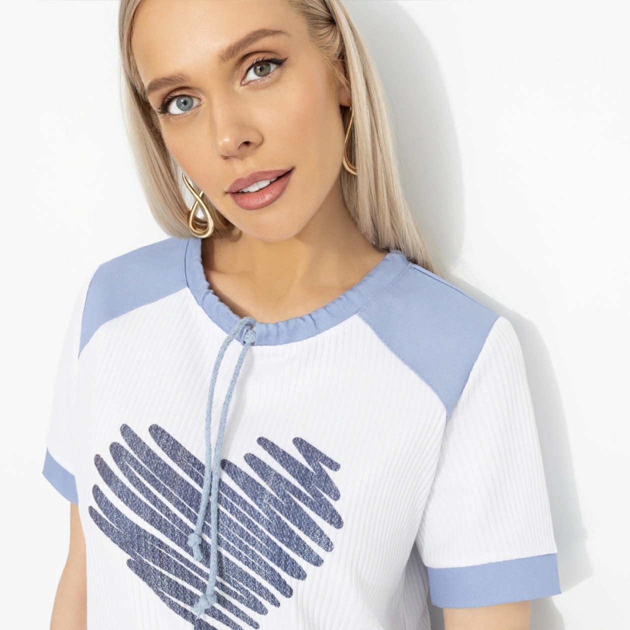 Футболка трикотажная белая с оригинальным принтом Charutti(фото3)