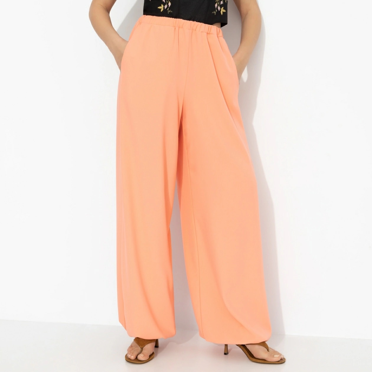 Брюки‑алладины кораллового цвета Charutti(фото5)