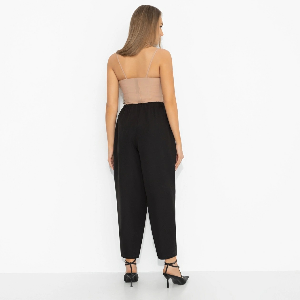 Брюки чёрные свободные с защипами Charutti(фото6)