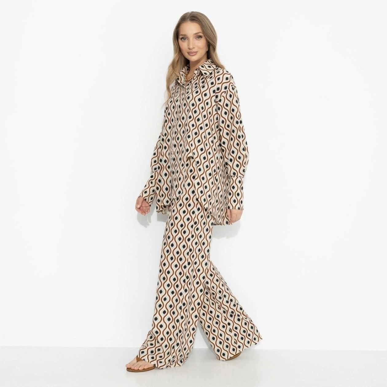 Костюм брючный для эффектных выходов Charutti(фото6)