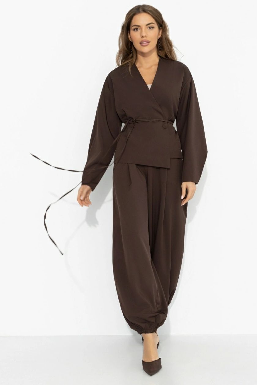 Костюм-двойка коричневый с брюками Charutti