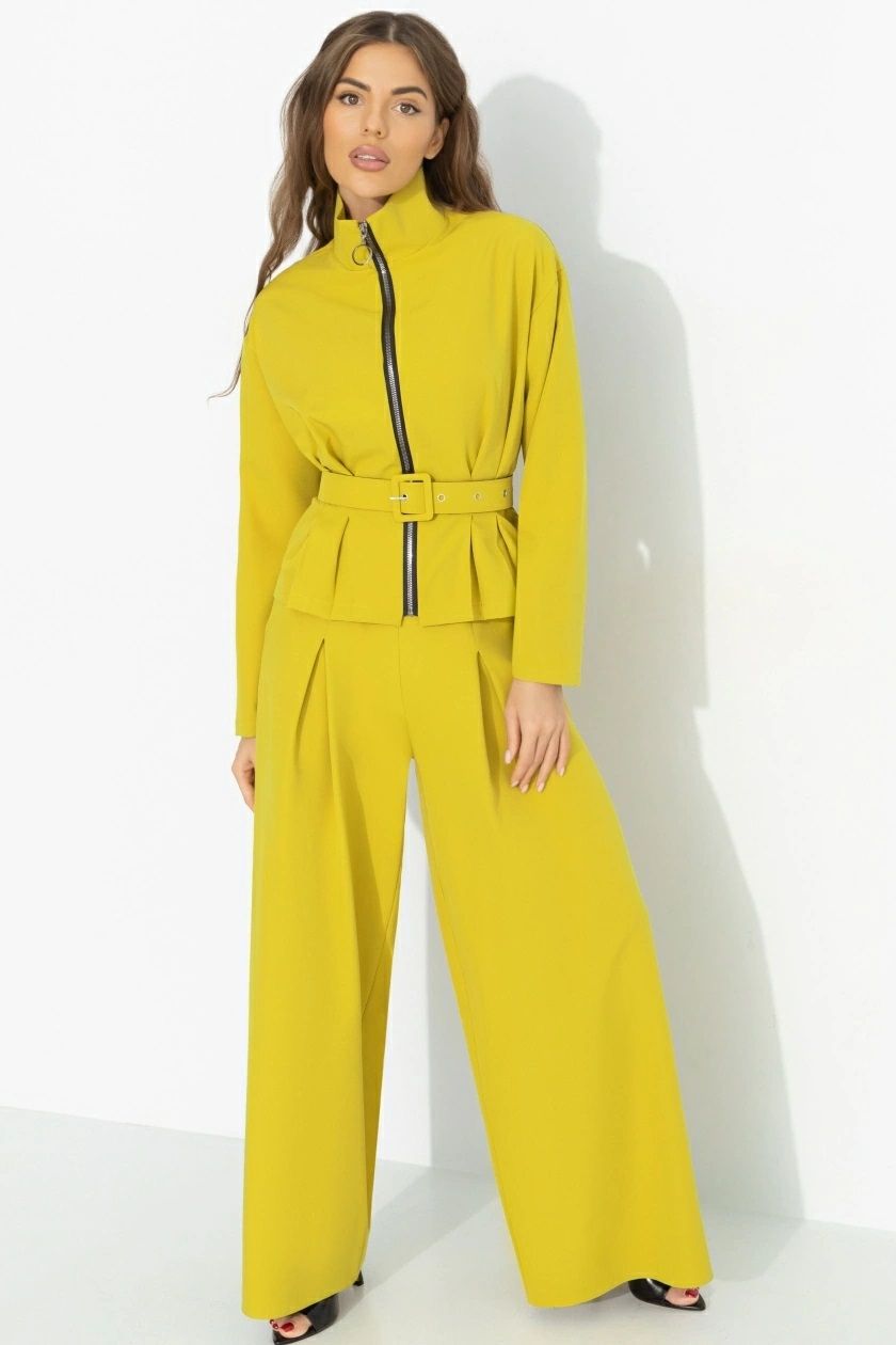 Костюм брючный в стиле спорт-шик Charutti