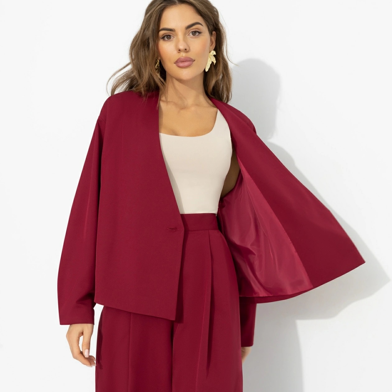 Костюм-двойка бордовый с брюками Charutti(фото6)