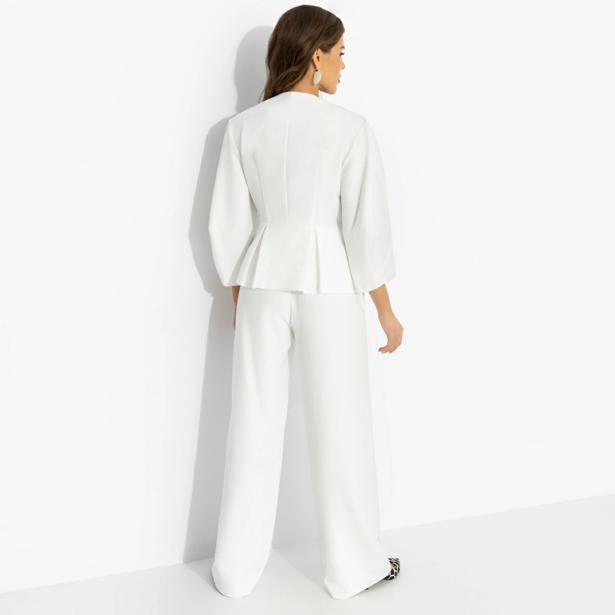 Костюм-двойка голубой с брюками Charutti(фото6)