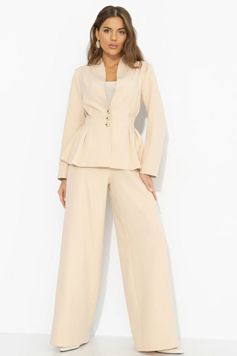 Костюм-двойка бежевый с брюками Charutti