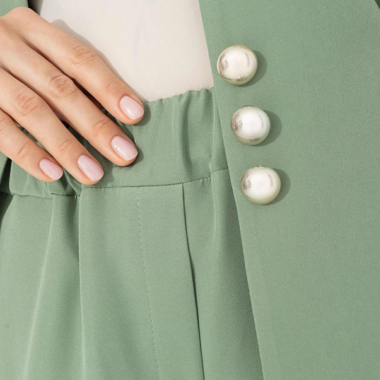 Костюм-двойка зелёный с брюками Charutti(фото6)