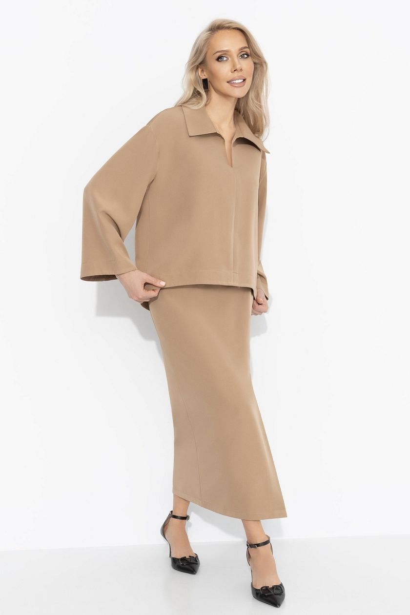 Костюм бежевый с юбкой и со съёмной розой Charutti(фото2)