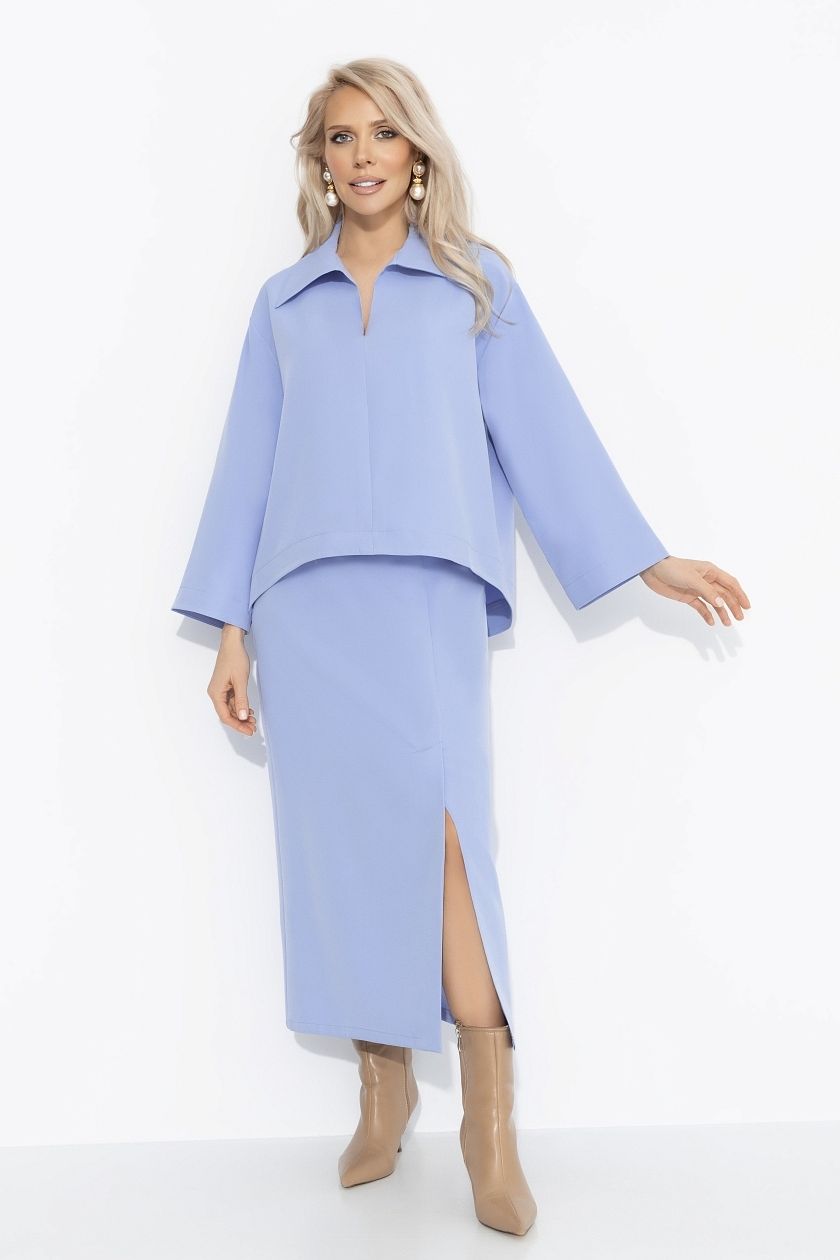 Костюм голубой с юбкой и со съёмной розой Charutti(фото3)