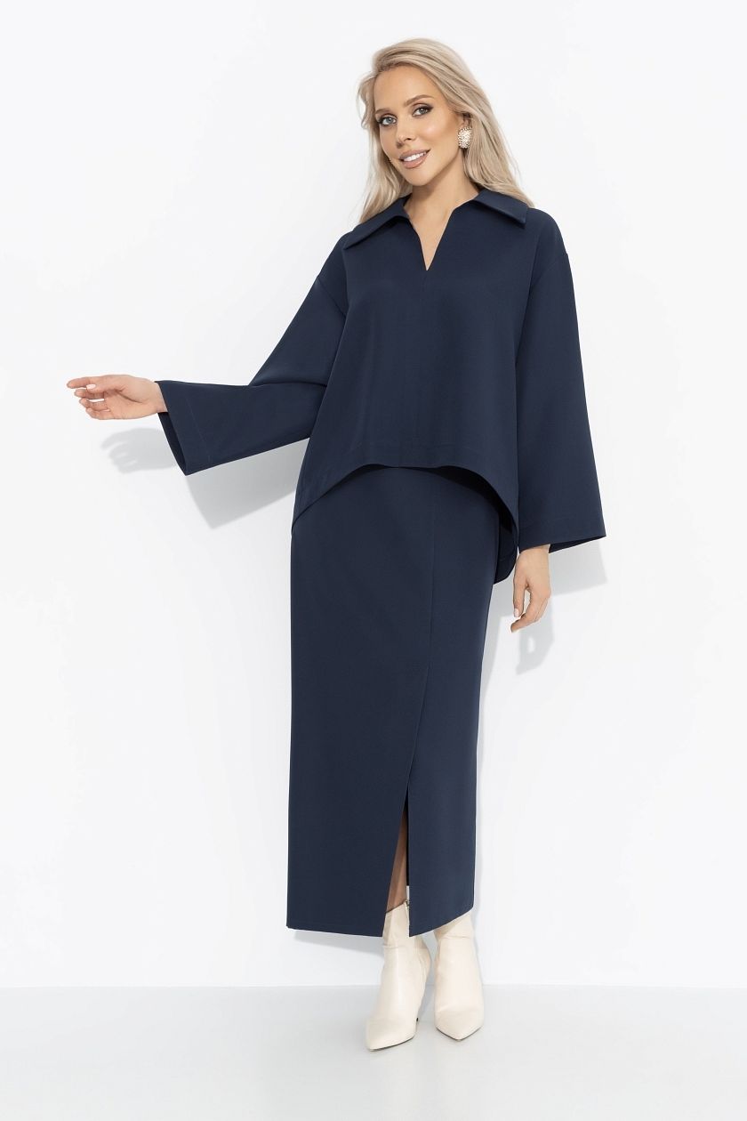 Костюм тёмно-синий с юбкой и со съёмной розой Charutti(фото4)