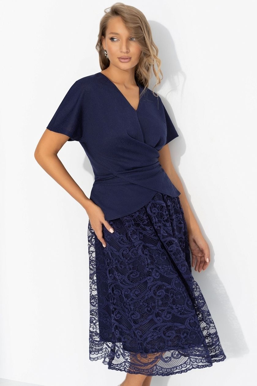 Костюм синий с юбкой нарядный Charutti