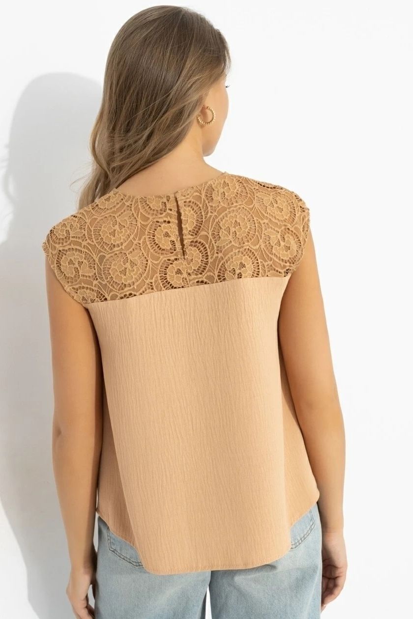 Топ бежевый комбинированный с кружевом Charutti(фото6)