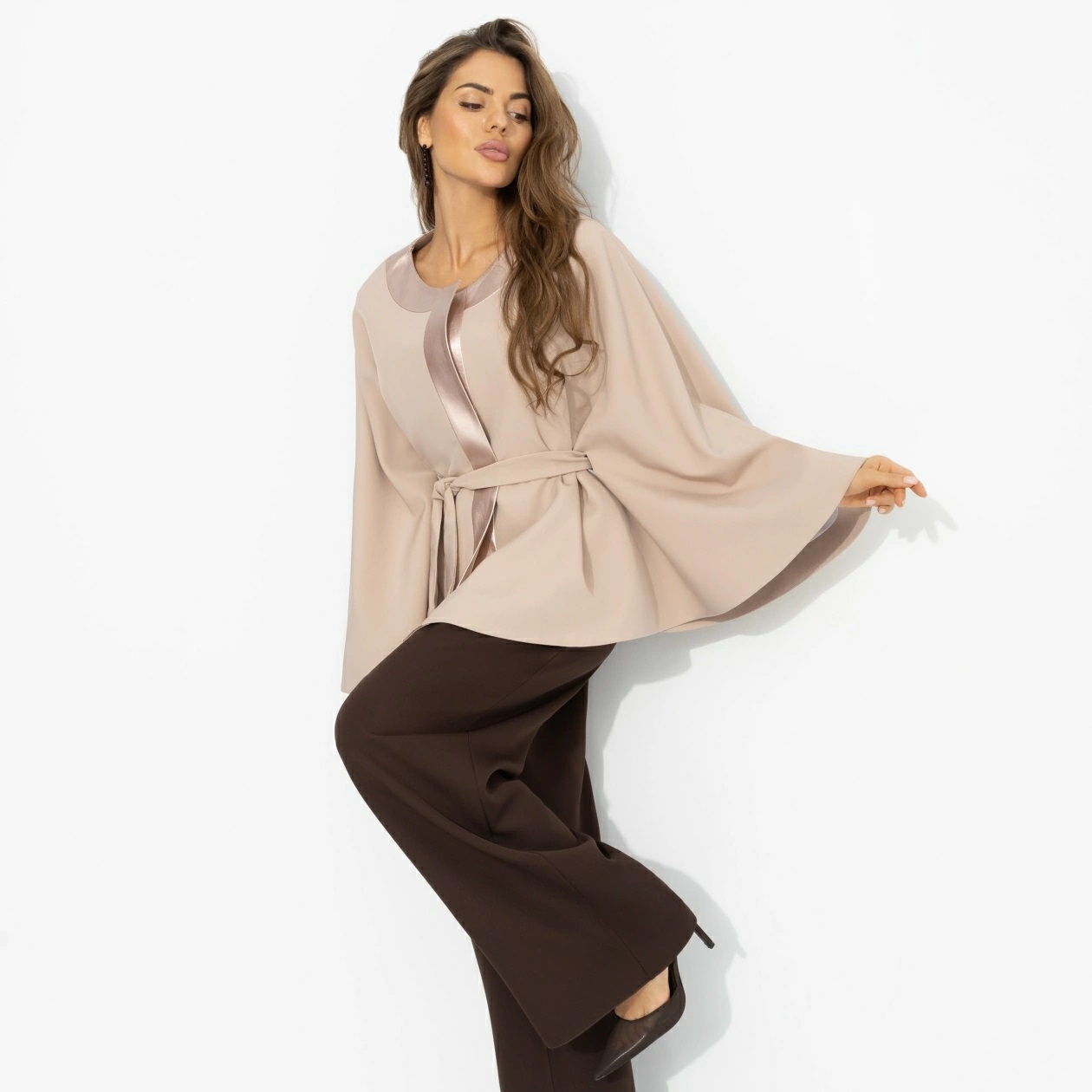 Жакет‑кейп бежевый на подкладе Charutti(фото7)