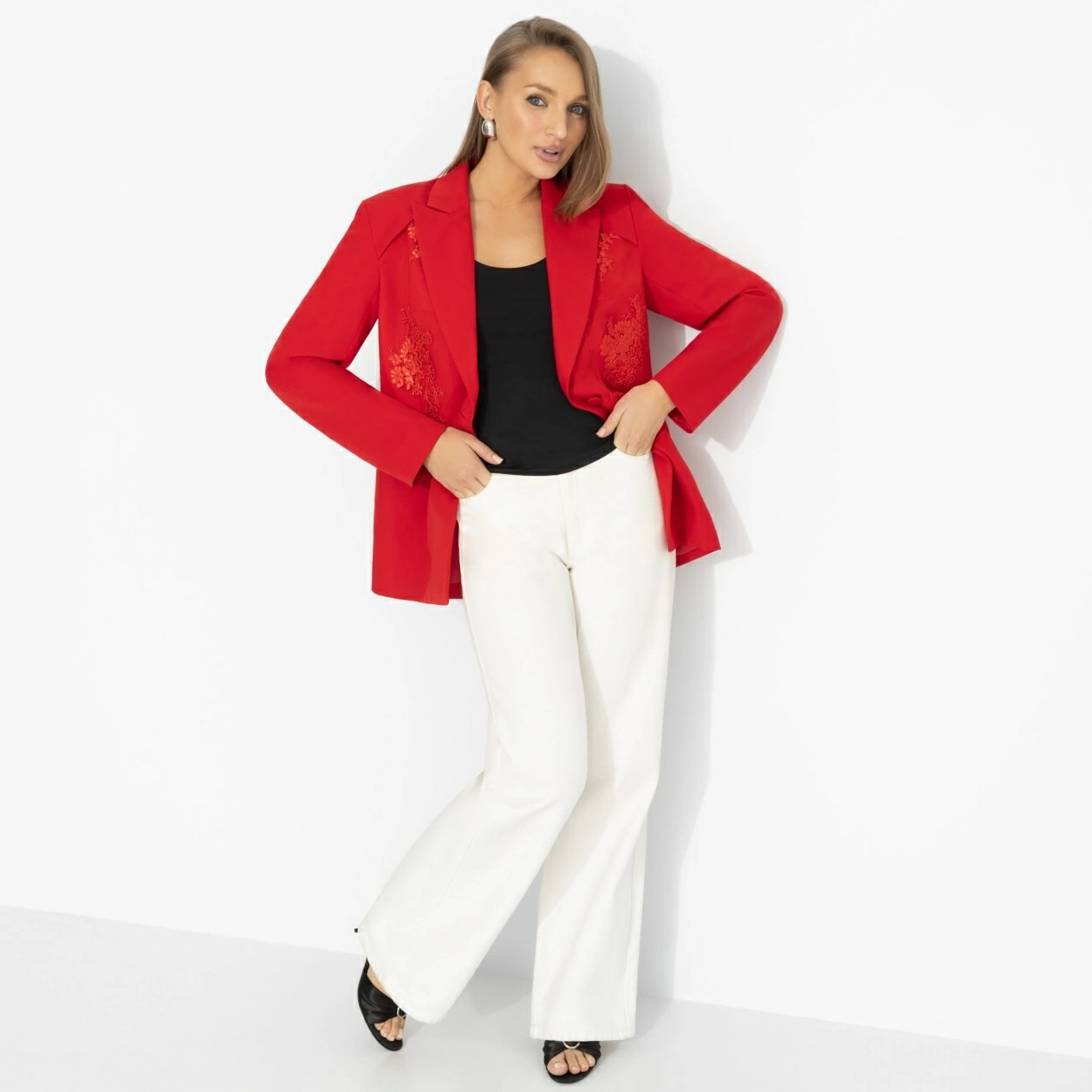 Жакет красный с кружевом на подкладе Charutti(фото2)