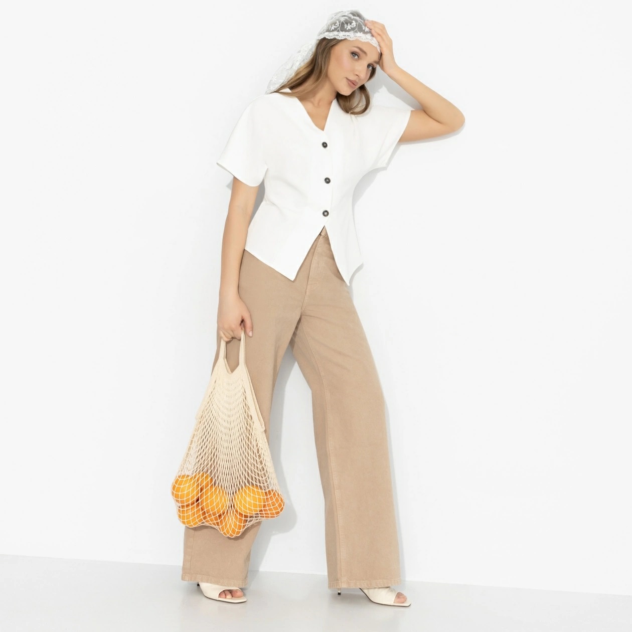 Жилет белый приталенного силуэта Charutti(фото2)