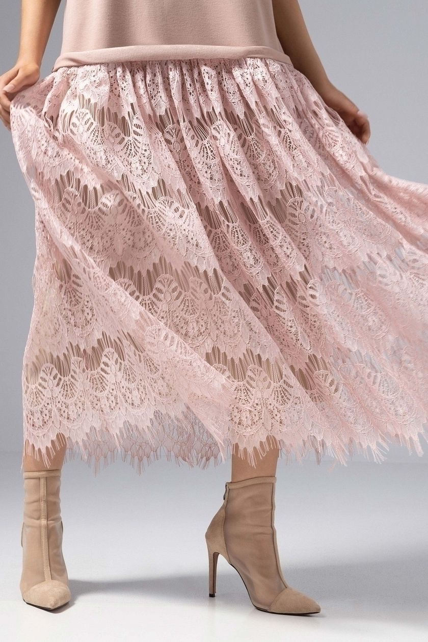 Платье комбинированное с кружевом розового цвета Charutti(фото5)
