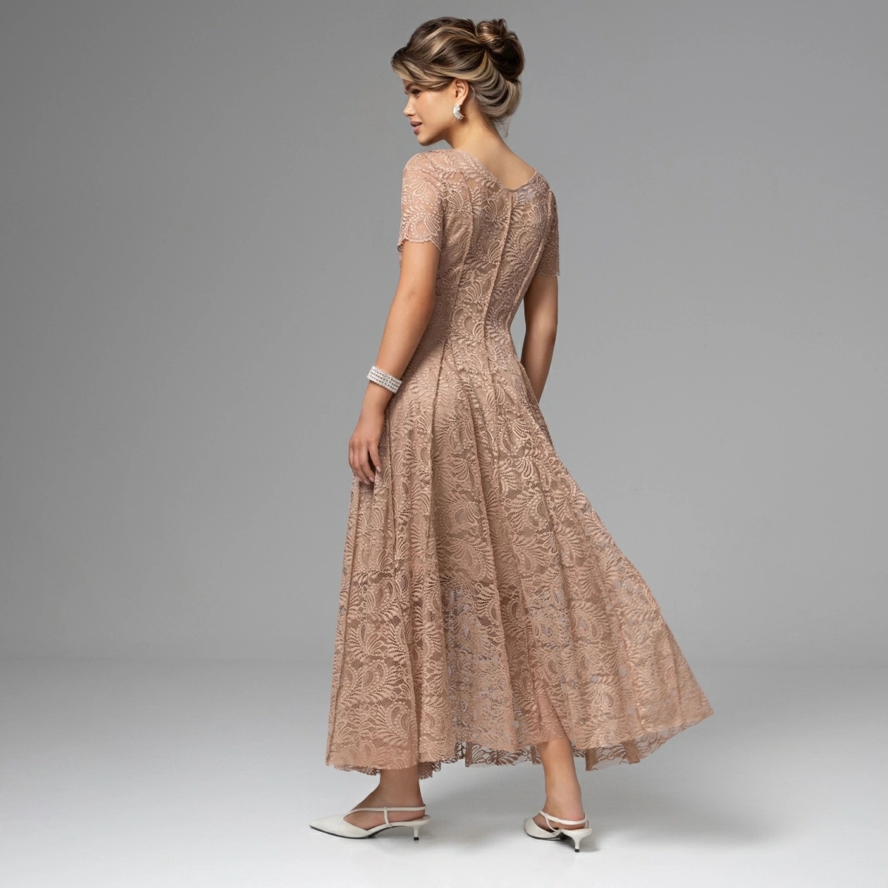 Платье бежевое из кружева на подкладе Charutti(фото6)