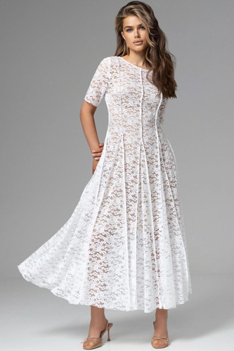 Платье белое из кружева на подкладе Charutti