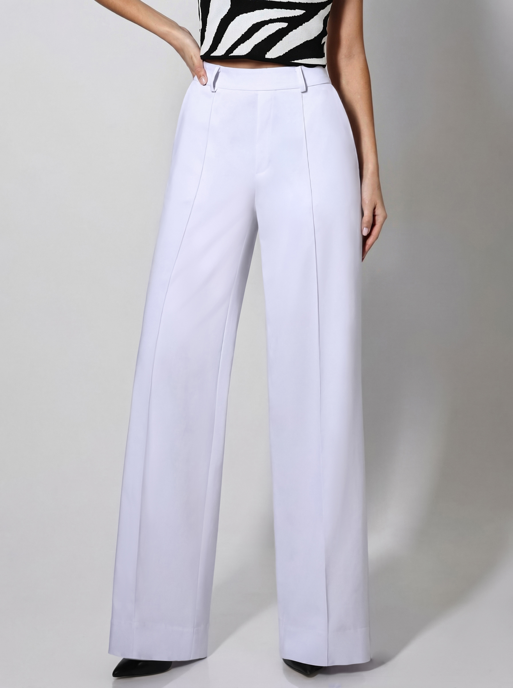 Брюки-палаццо чёрные с карманами Широкие возможности, вайт SelenaSonata(фото3)