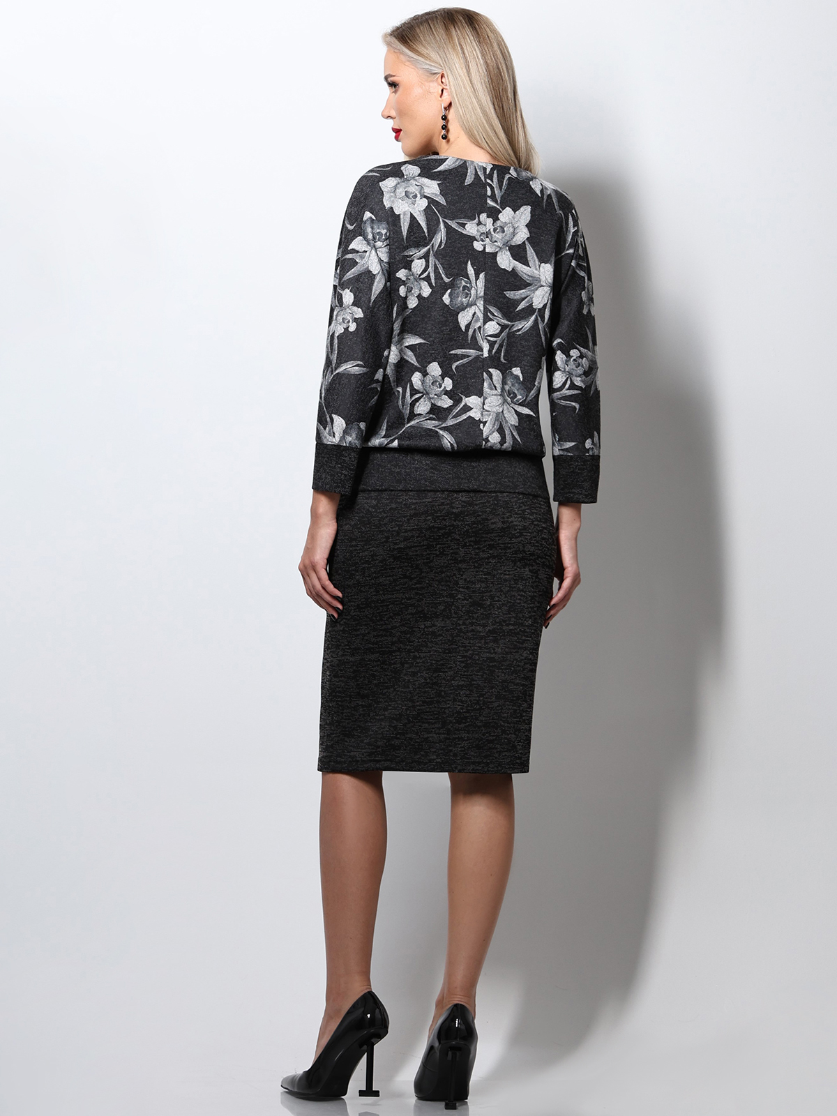 Костюм трикотажный с юбкой Путь к совершенству, тренд SelenaSonata(фото9)
