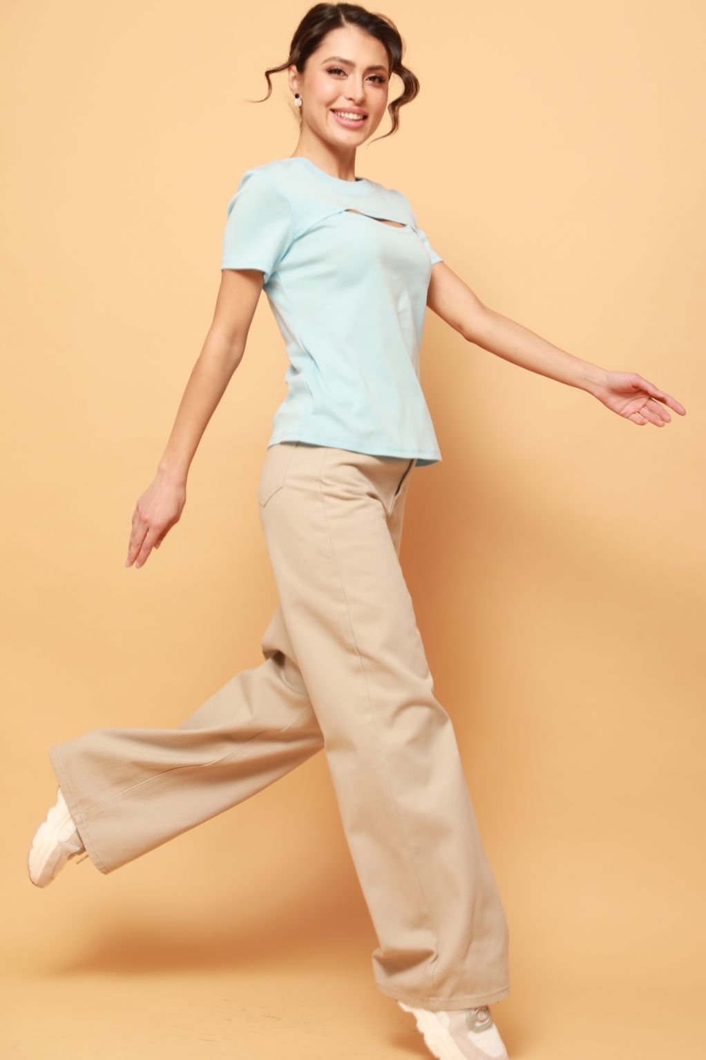 Блузка трикотажная небесно-голубого цвета DStrend(фото6)