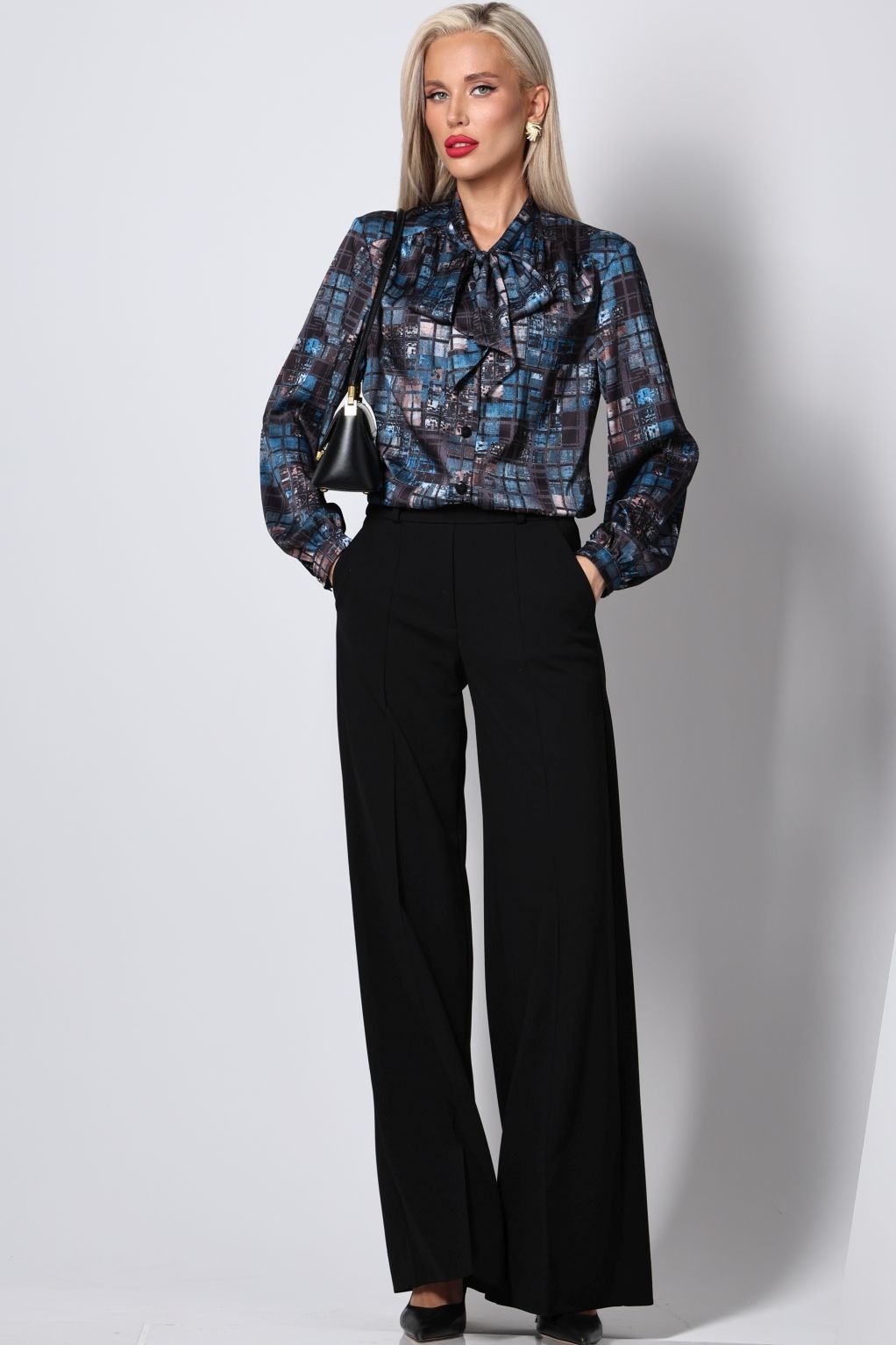 Блузка бирюзово-синяя с воротником-галстуком DStrend(фото5)