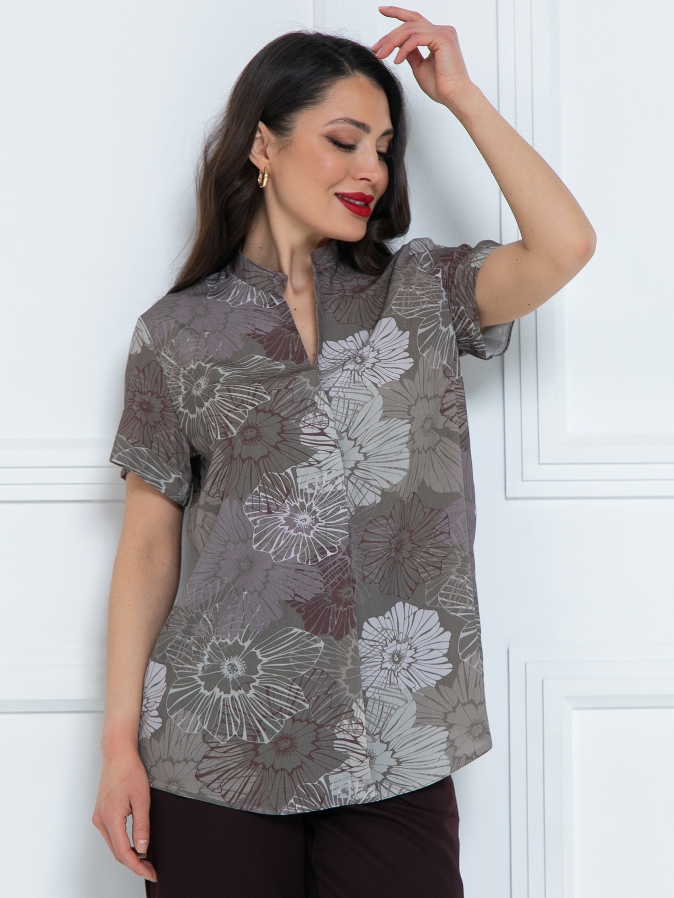 Блузка женская кофейного цвета с короткими рукавами Diolche(фото3)