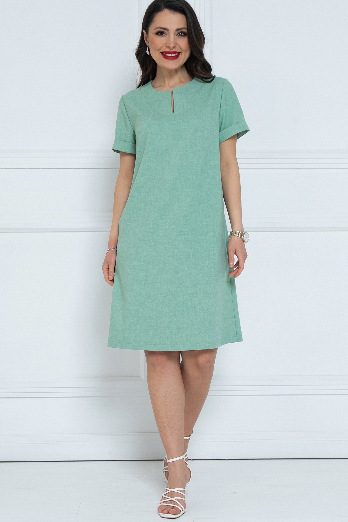 Платье короткое с разрезом в цвете фисташка Diolche(фото2)