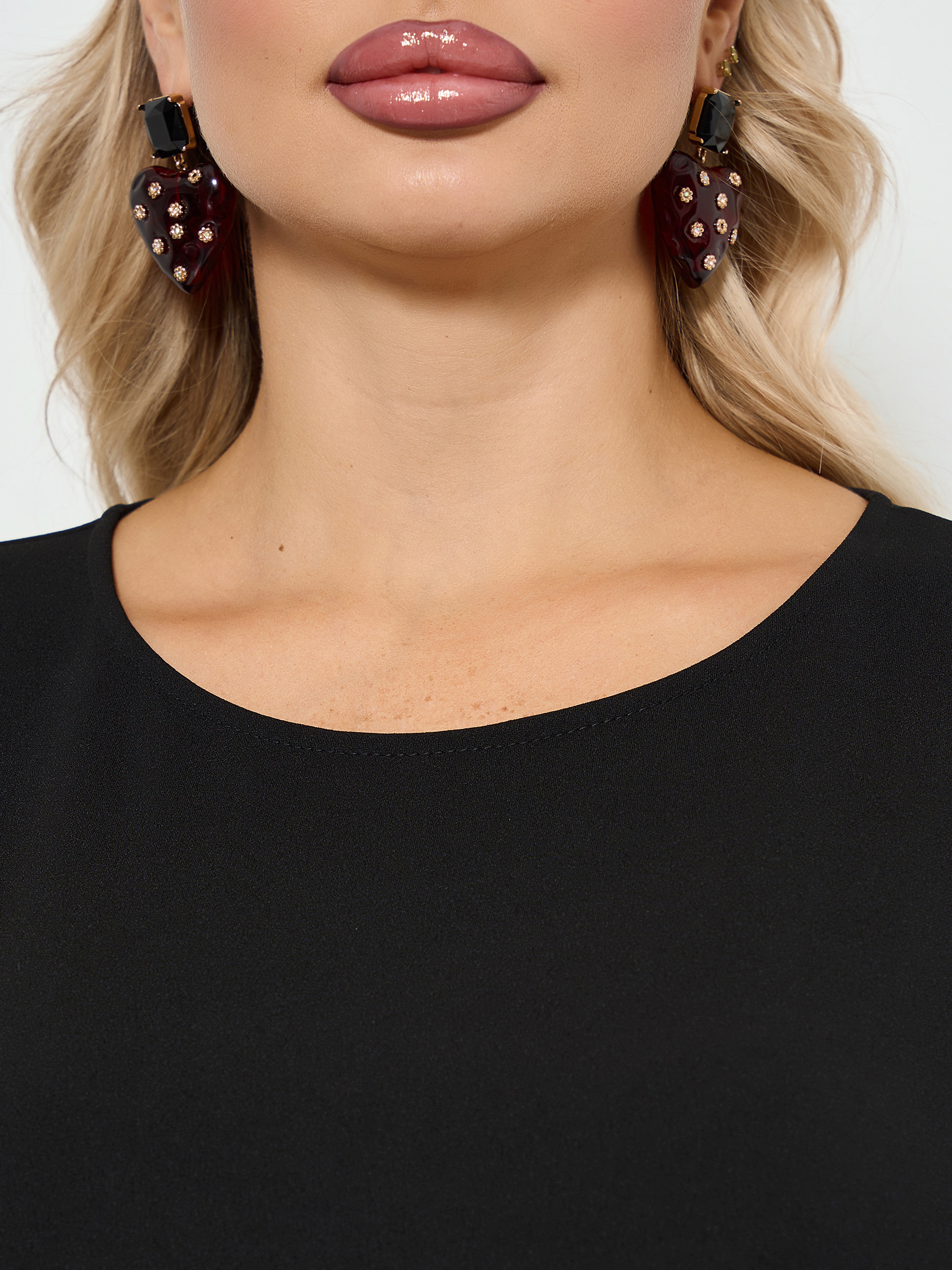 Платье чёрное А-силуэта с объёмными рукавами Dora(фото5)