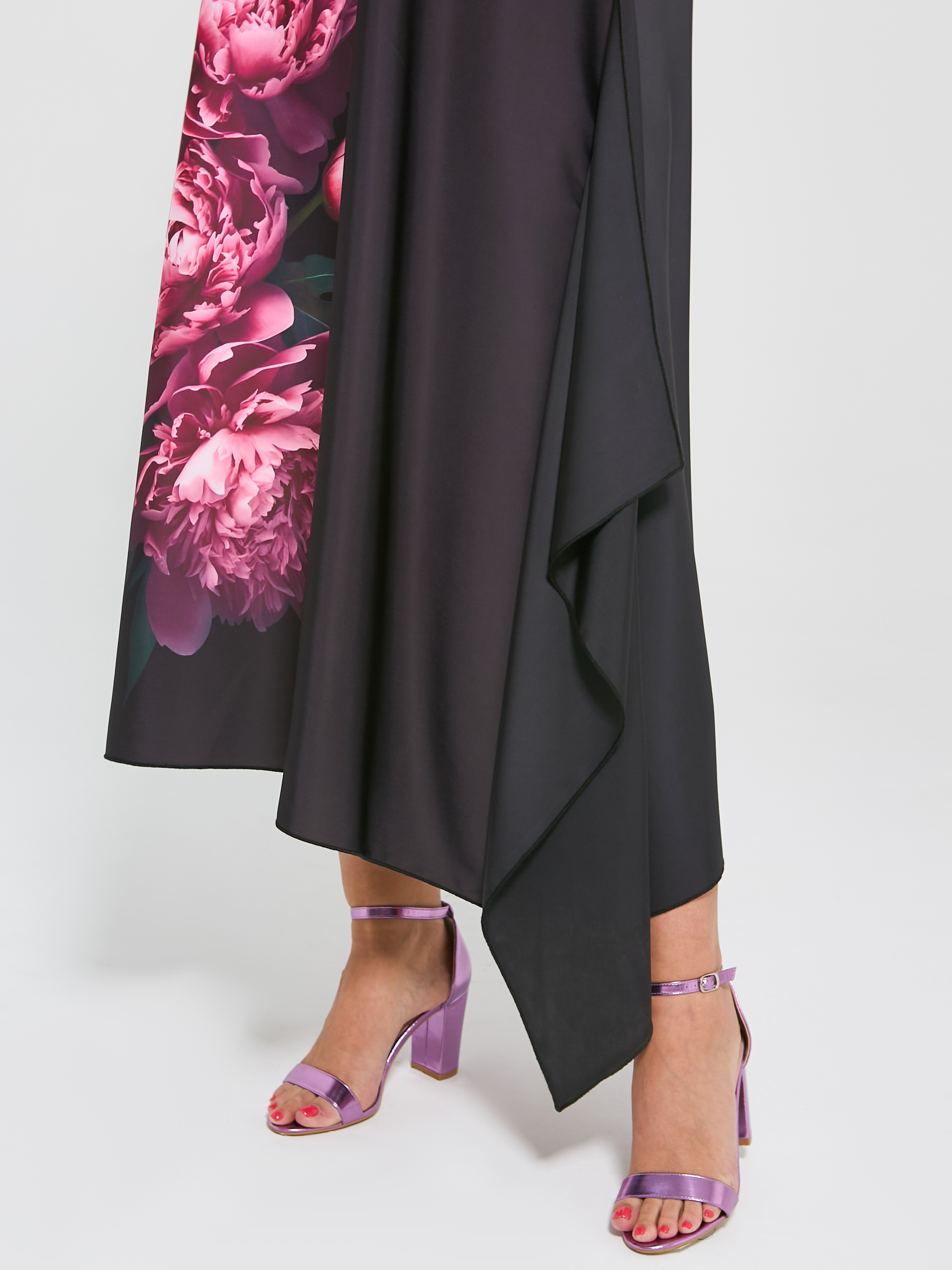 Платье атласное летящего силуэта Dora(фото8)