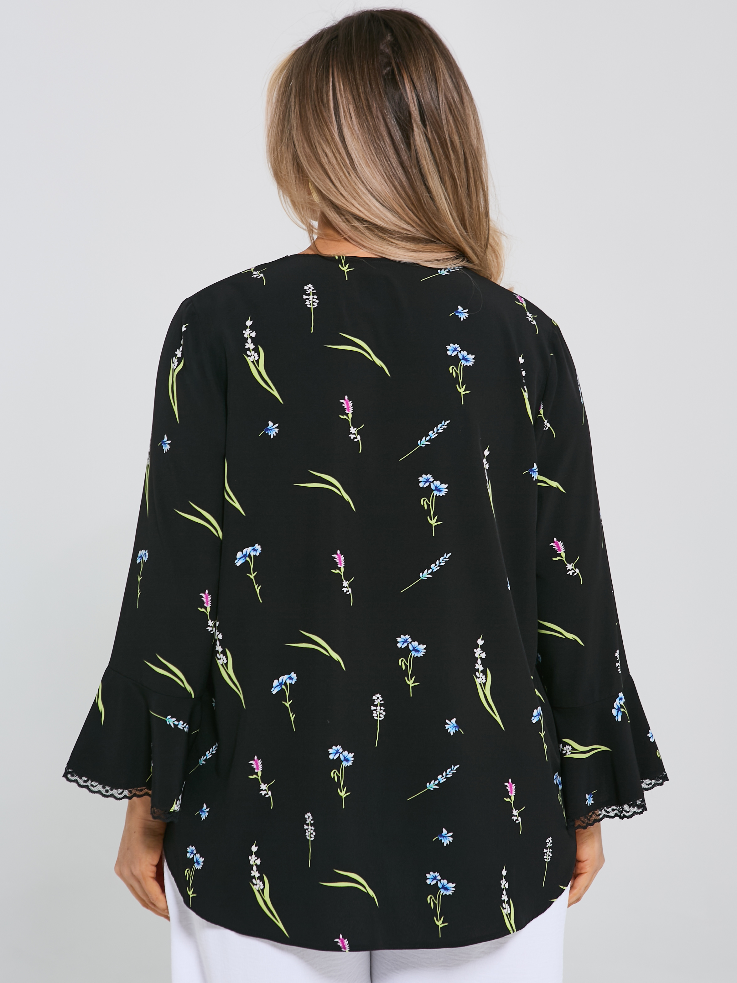 Блузка чёрная свободная с кружевом Dora(фото8)