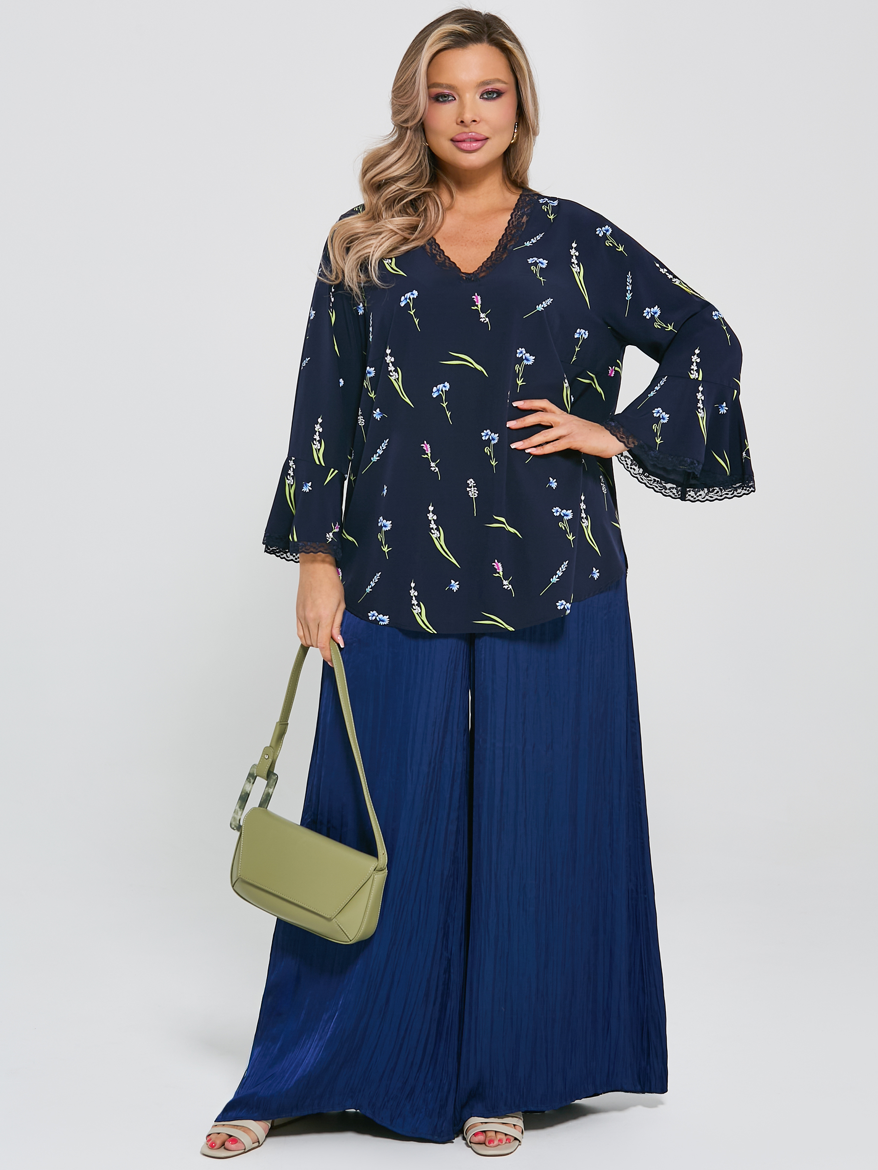 Блузка тёмно-синяя свободная с кружевом Dora(фото2)