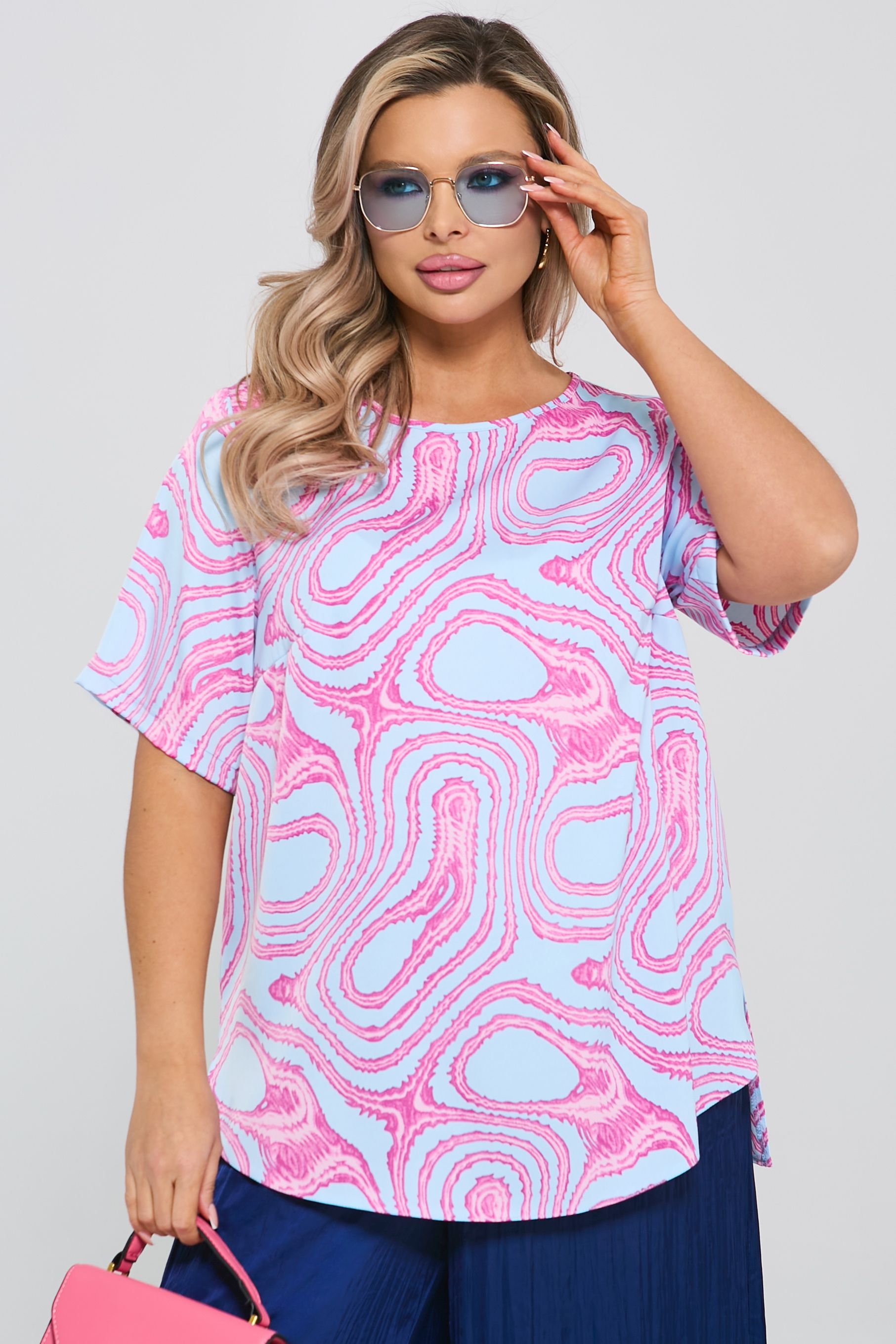 Блузка голубая с принтом Dora