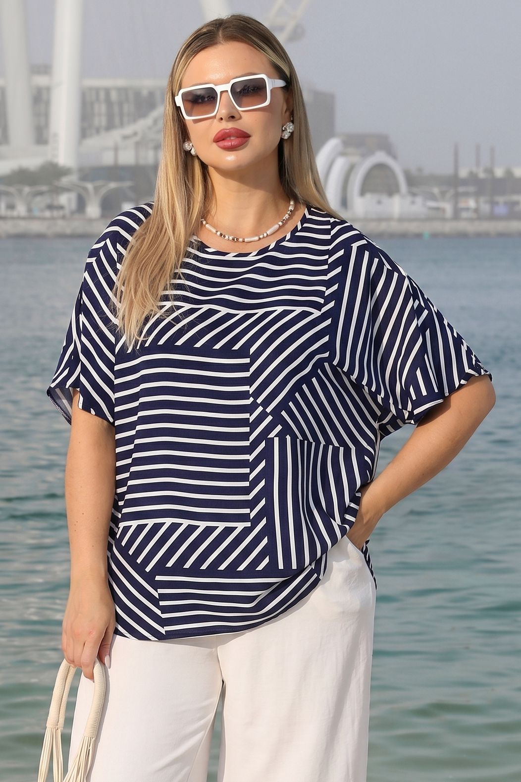 Блузка тёмно-синяя в полоску Dora