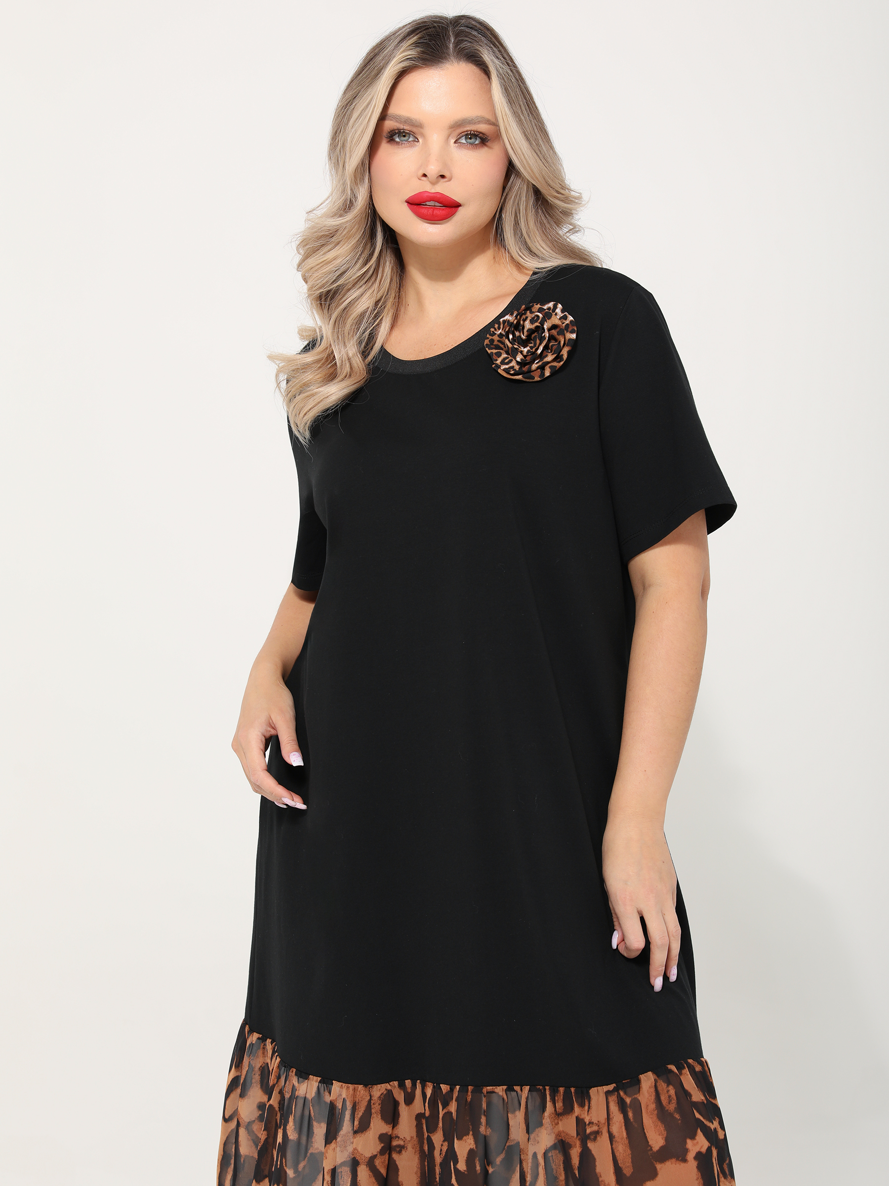 Платье трикотажное чёрное с брошью Dora(фото4)