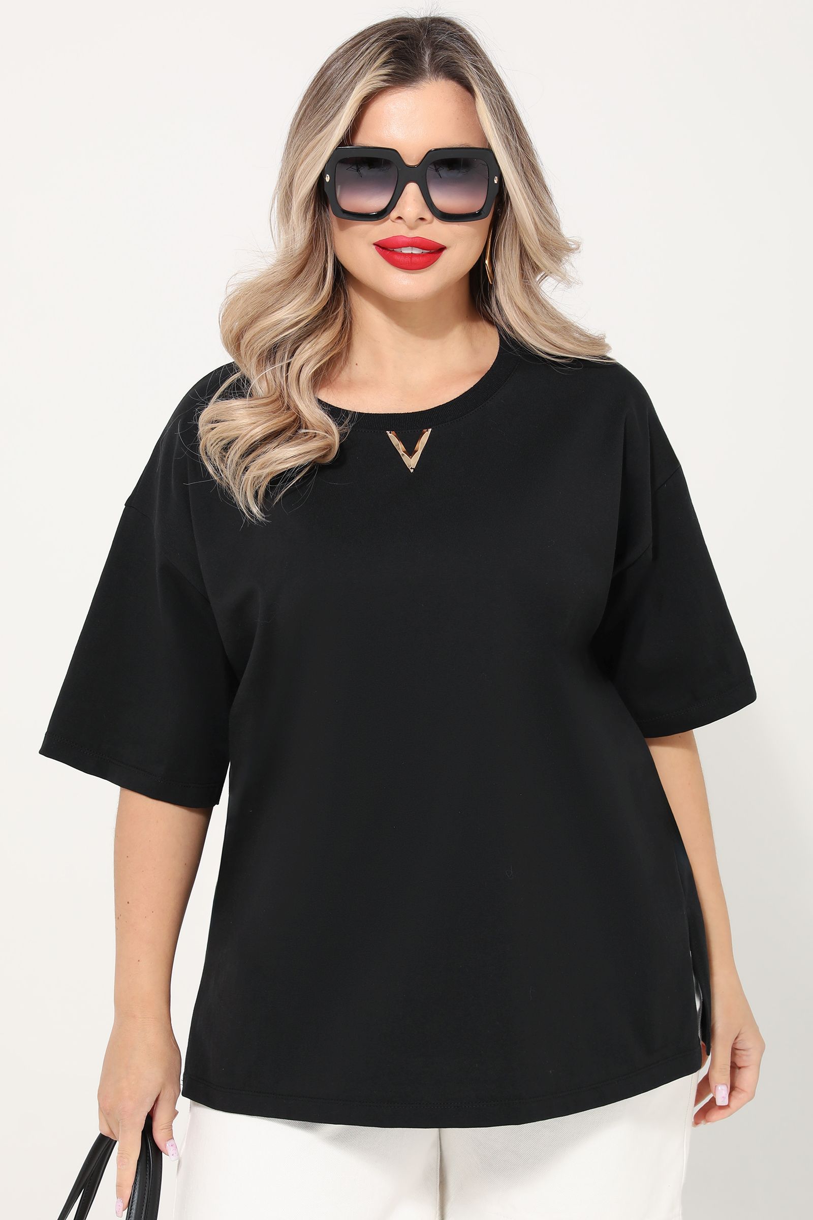 Футболка трикотажная чёрная Dora