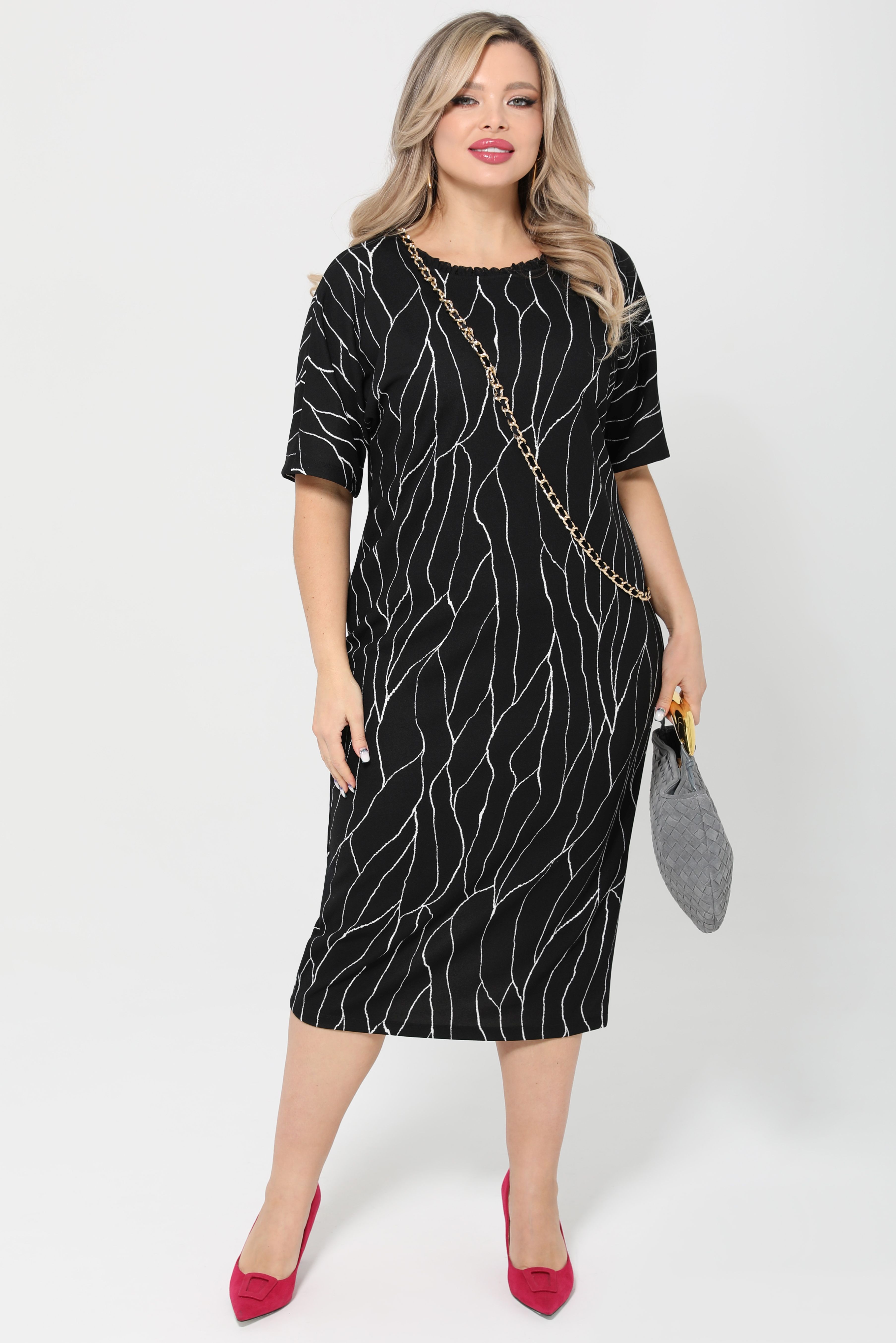 Платье-футляр чёрное Dora