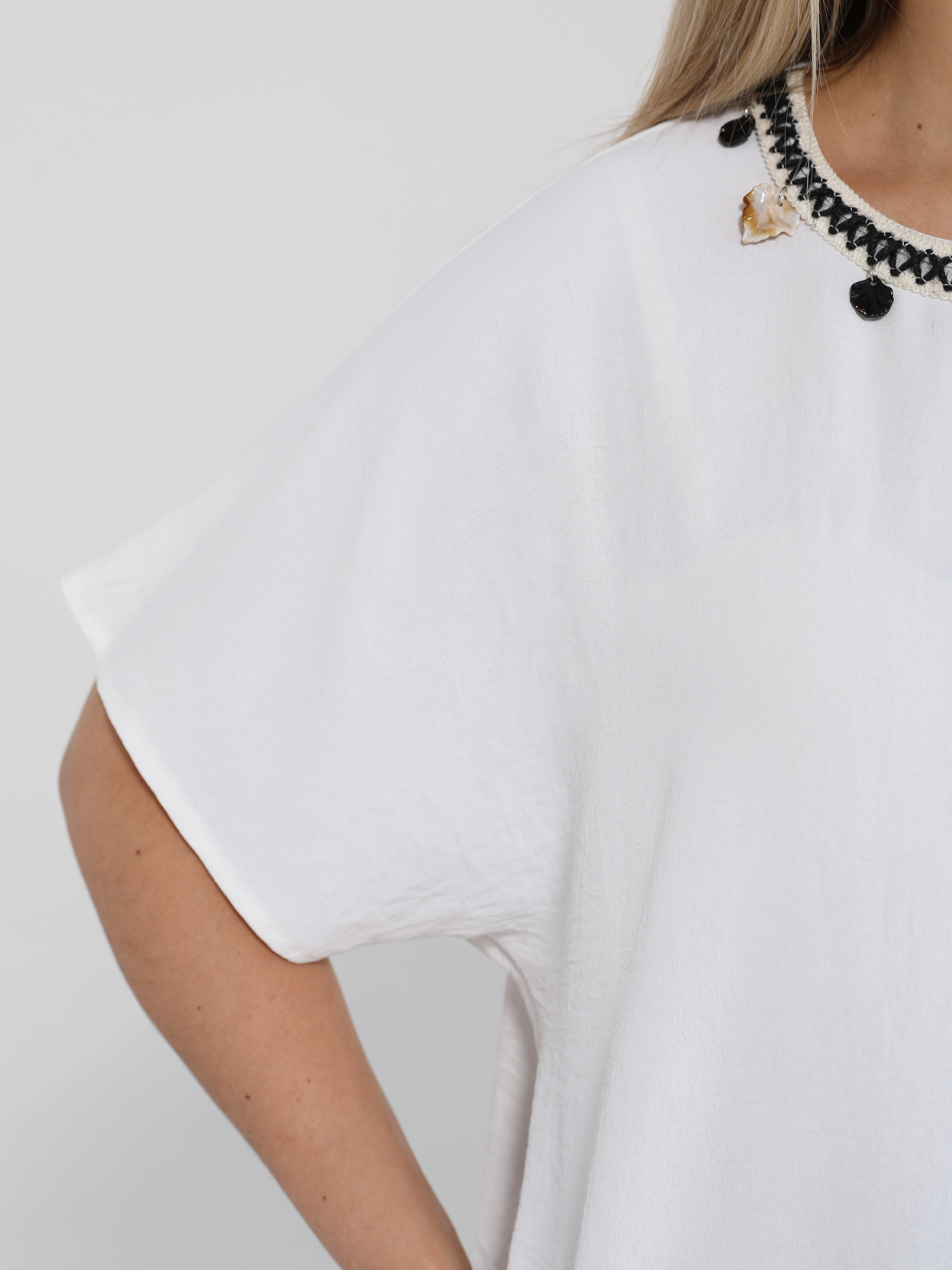 Блузка белая с короткими рукавами Dora(фото6)