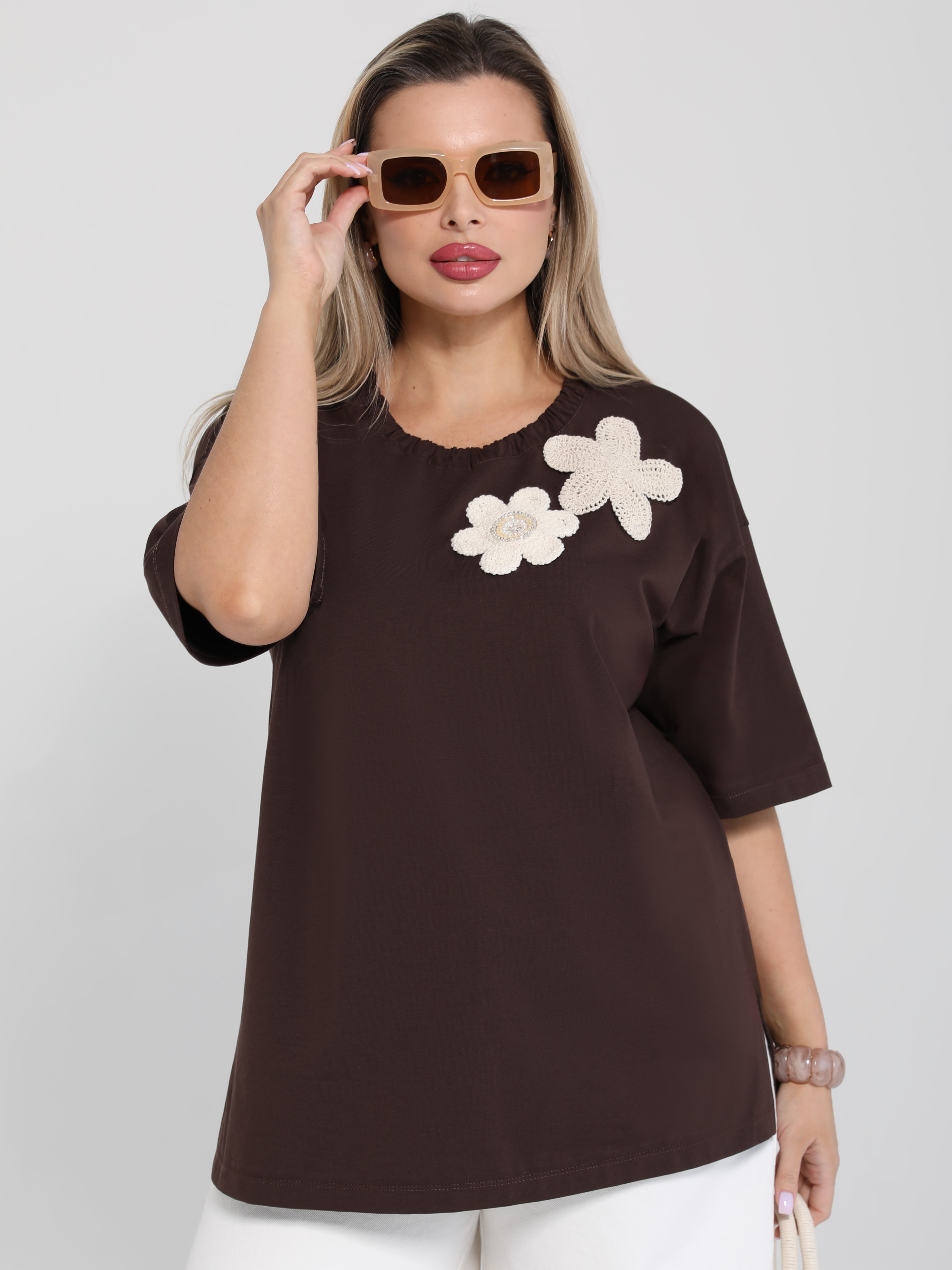 Футболка трикотажная шоколадного цвета с принтом Dora(фото3)